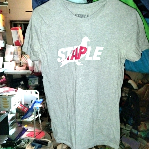Men's Staple T - Picture 1 of 2